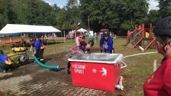 Požární útoky v Bělé (muži, ženy , děti)