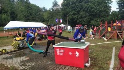 Požární útoky v Bělé (muži, ženy , děti)