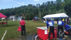 Požární útoky v Bělé (muži, ženy , děti)