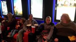 Hasiči Lozice děti: Kino Pardubice  5.11.2016