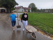 Brigáda děti - popovodňový úklid