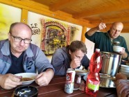 Brigáda: Malování kapličky I. a úklid.....
