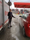 Brigáda: mytí aut