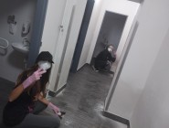 Brigáda - otlučení a sanace omítek v hospodě, sklípku a hasičárně