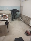 Brigáda - otlučení a sanace omítek v hospodě, sklípku a hasičárně