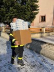 Hasiči Lozice: Rozvoz AG testů a roušek do škol